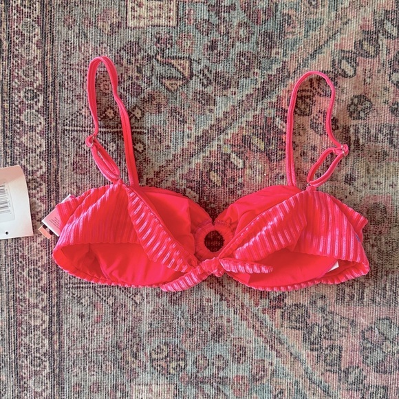 NWT Dippin Daisy's Velvet Ribbed Bandeau Bikini Top in Hot Pink Size Small - Picture 6 of 7